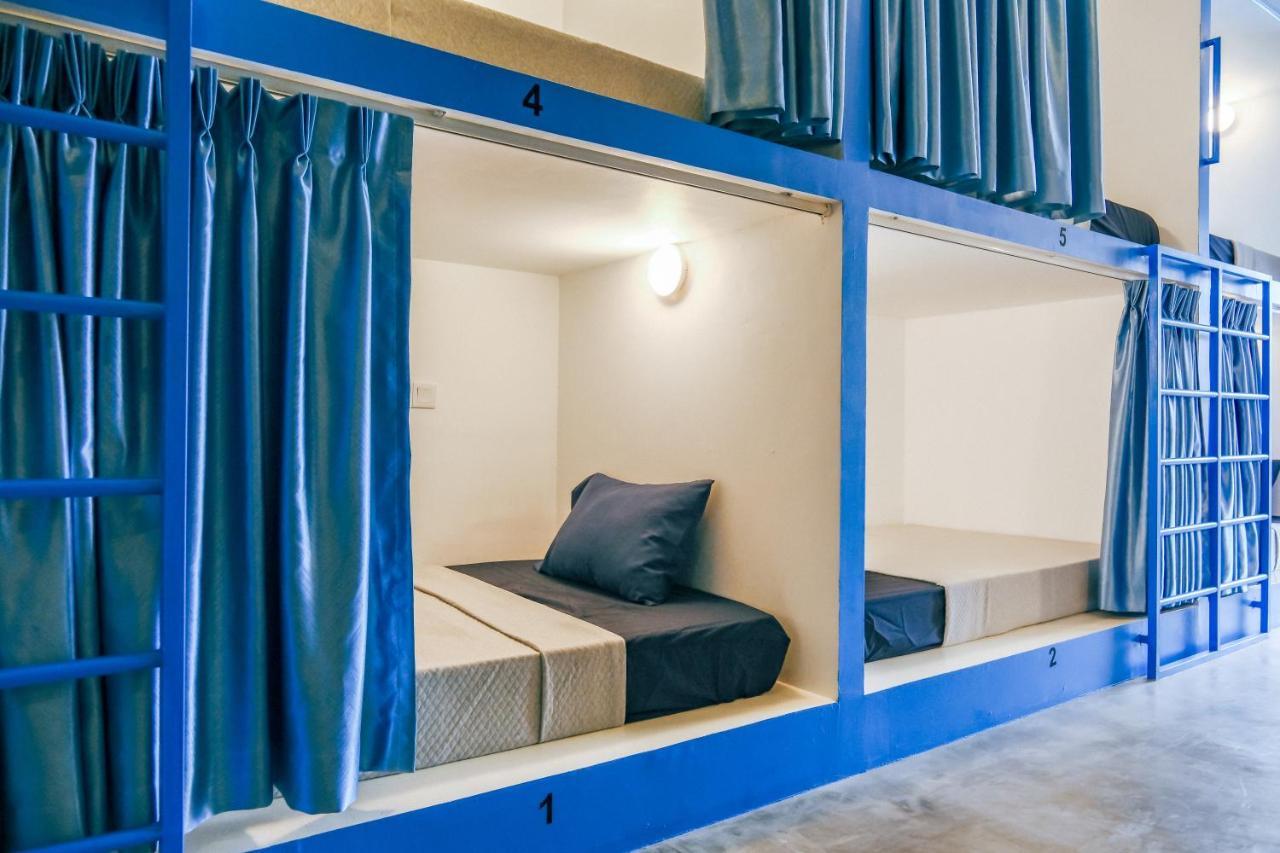 Queentown Hostel Siem Reap Exterior photo